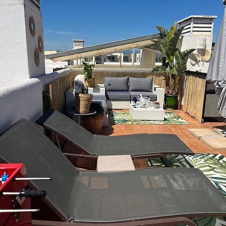 Appartement Avec Terrasse Sur Le Toit Vue Mer Roses Extérieur photo