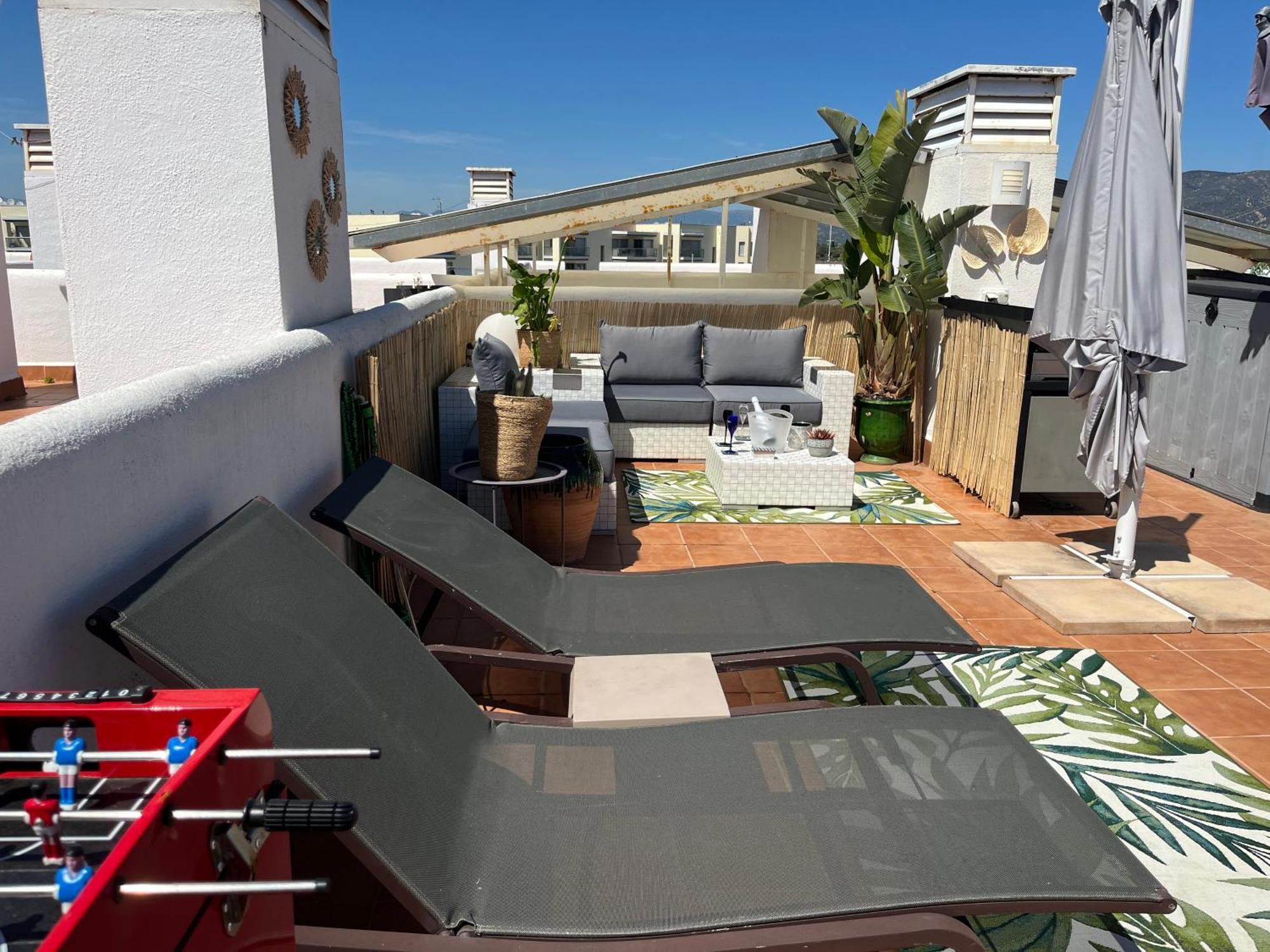 Appartement Avec Terrasse Sur Le Toit Vue Mer Roses Extérieur photo